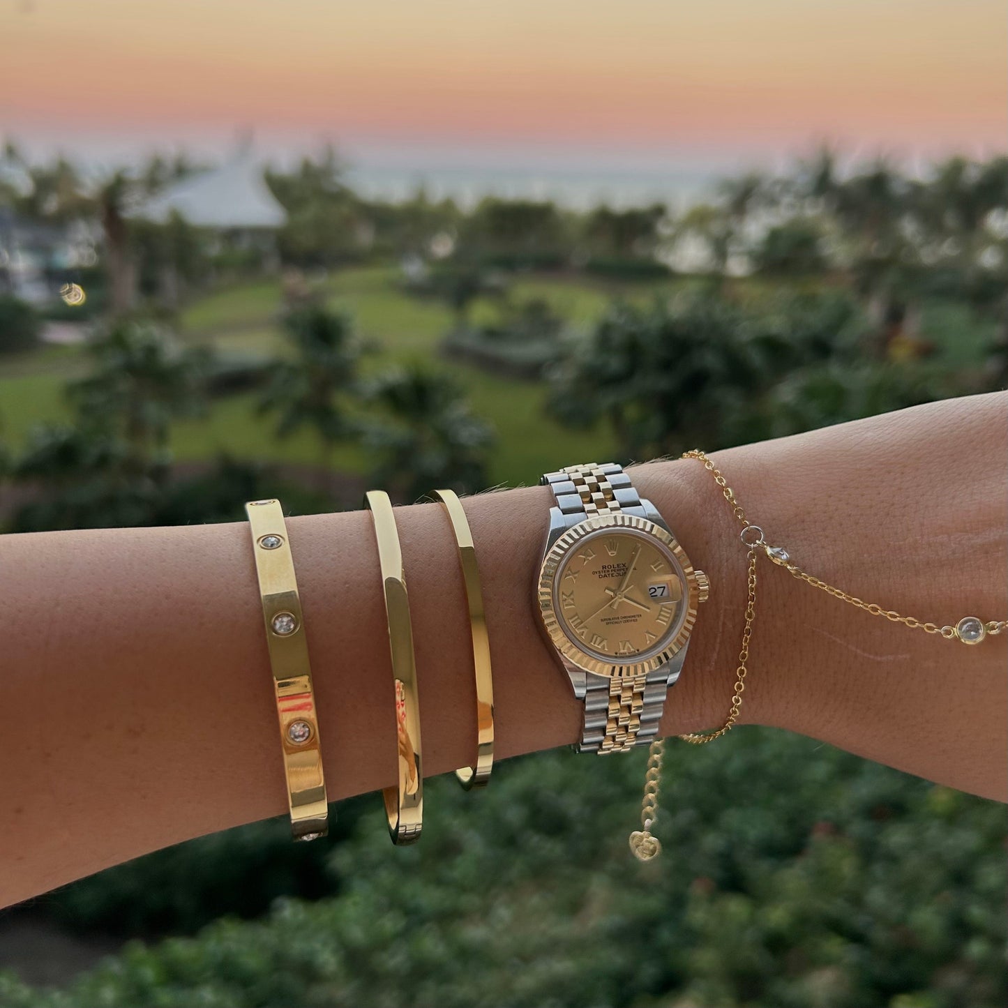 Brazalete para uso diario: joyería elegante y minimalista.