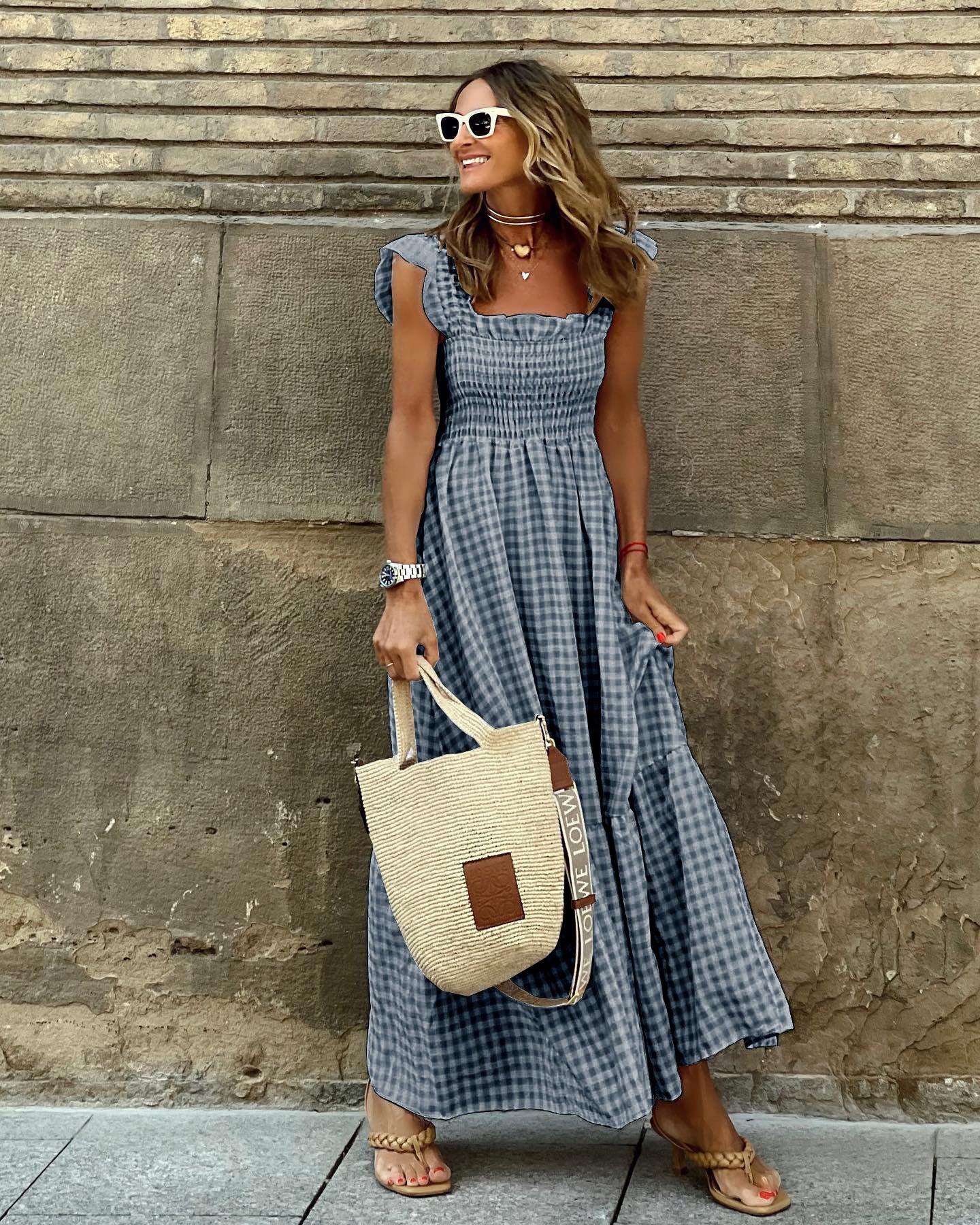 Vestido maxi de cuadros chic con mangas volantes y corpiño fruncido