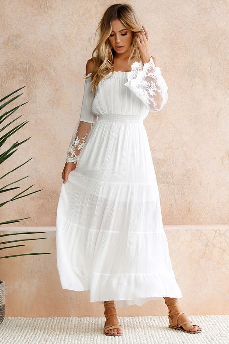Vestido maxi bordado de hombro descubierto con encaje y mangas acampanadas