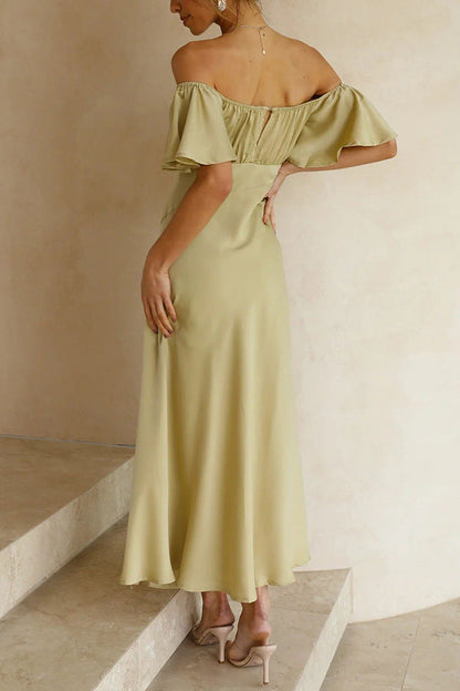 Vestido midi elegante sin hombros con manga volante y abertura lateral
