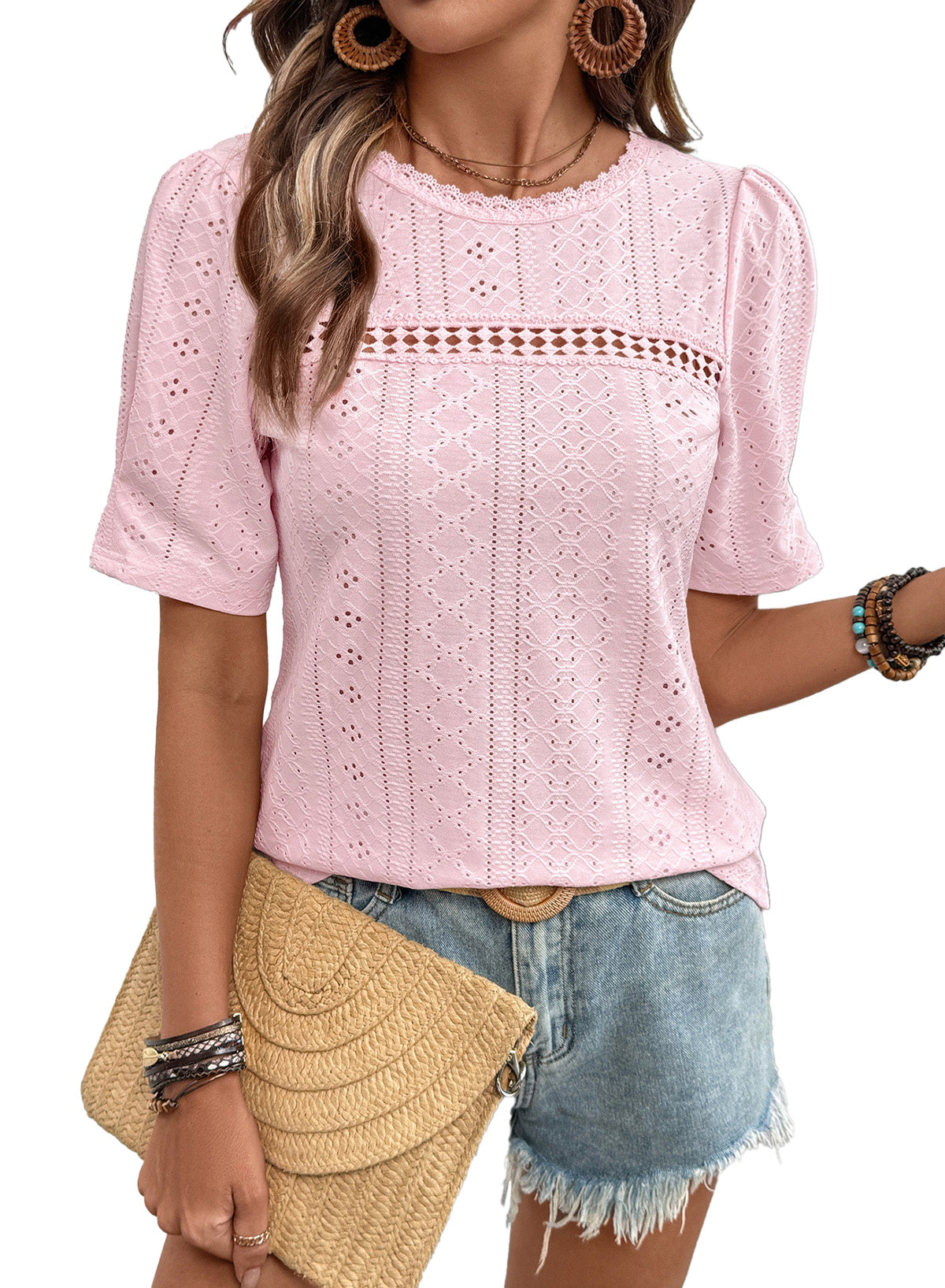 Camiseta de manga corta con cuello redondo y ojales decorativos