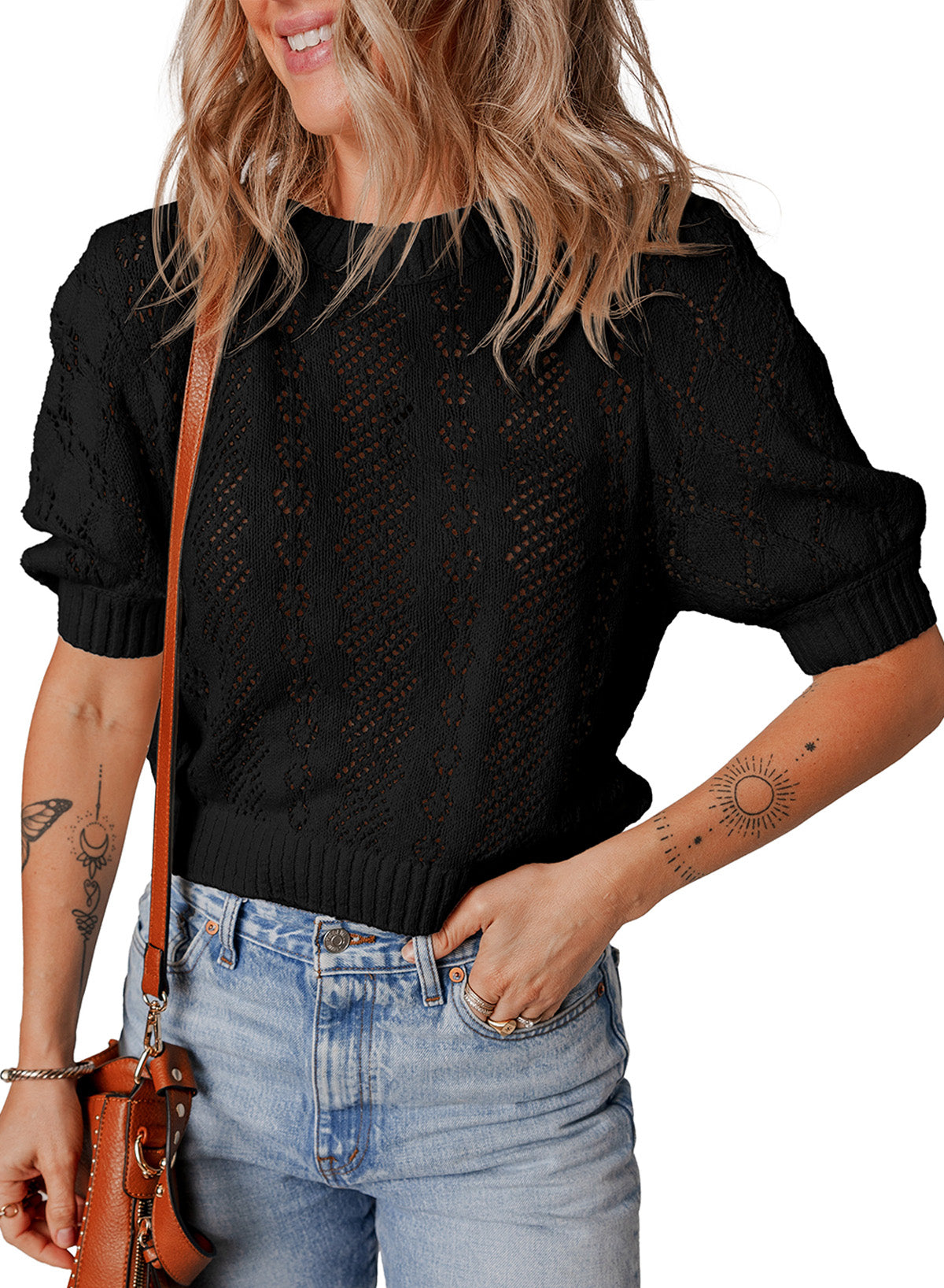 Camiseta tipo suéter hueca