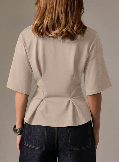 Camiseta tipo peplum con cintura ceñida y mangas 3/4 para uso casual en la oficina