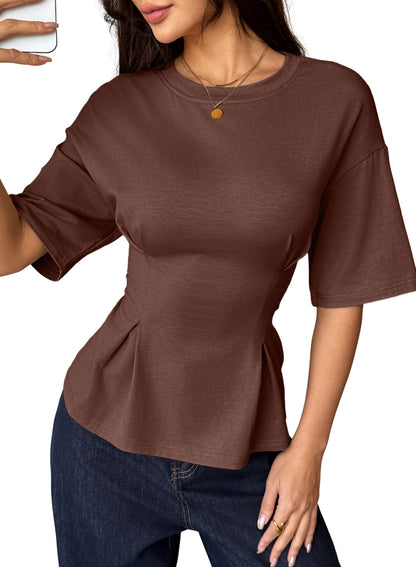 Camiseta tipo peplum con cintura ceñida y mangas 3/4 para uso casual en la oficina