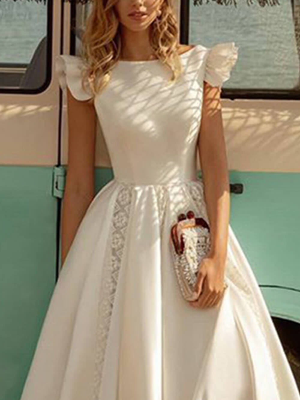 Vestido midi elegante de color sólido con mangas abullonadas