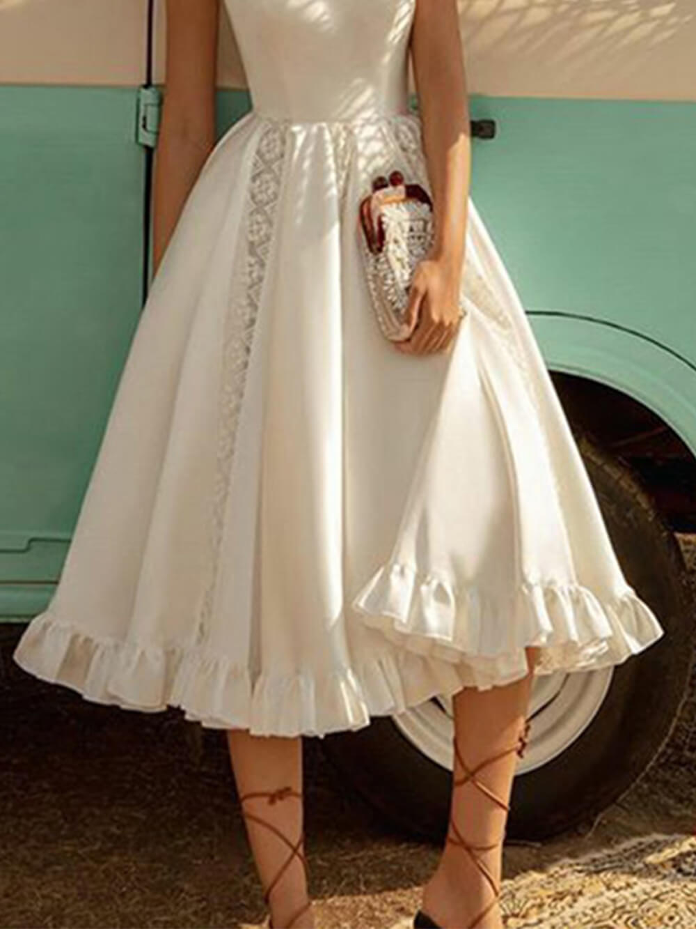 Vestido midi elegante de color sólido con mangas abullonadas