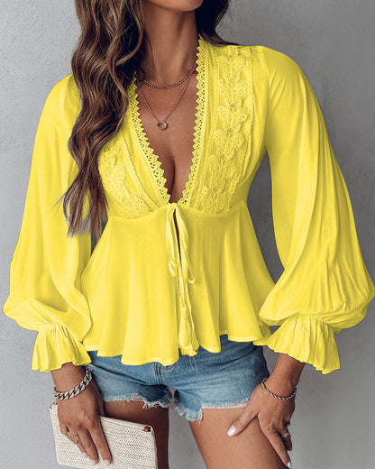 Blusa de manga larga con diseño de mariposa, escote en V profundo, casual, lazo frontal, puños acampanados, ribete de encaje, dobladillo en A