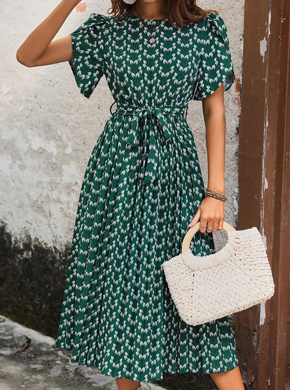 Vestido midi bohemio floral con tela elástica, cinturón de lazo, escote joya y mangas cortas