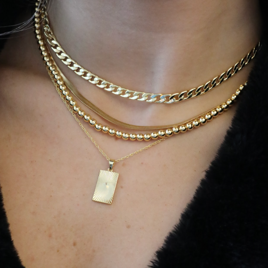 Collar Florencia - Elegancia atemporal en un delicado colgante