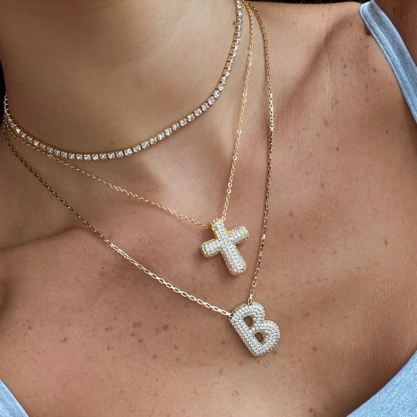 Collares con cruces elegantes - Joyería de colgantes atemporales