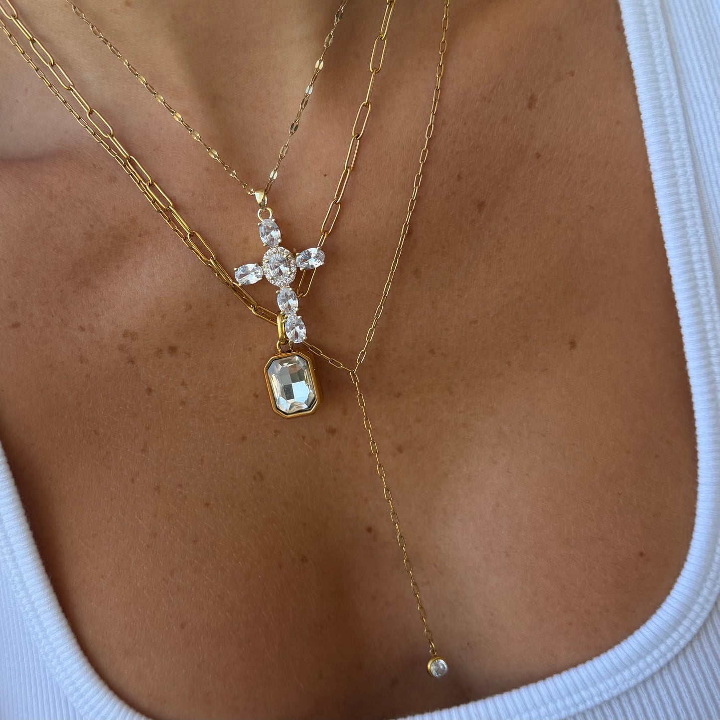 Collares con cruces elegantes - Joyería de colgantes atemporales