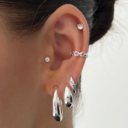 Kendall Hoops: Aros circulares elegantes para uso diario