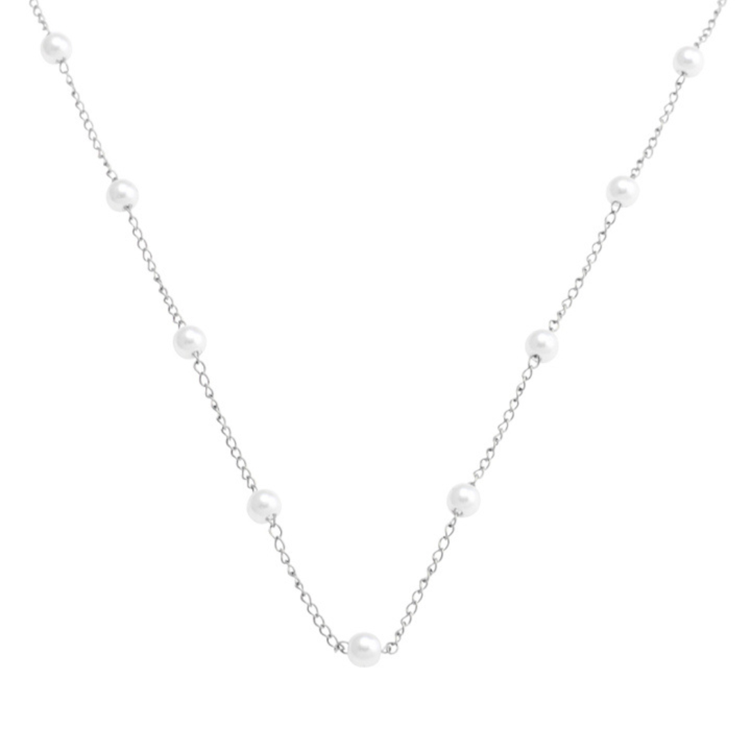 Collar con colgante de chica enamorada - Joyería delicada y romántica