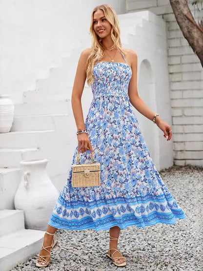 Vestido maxi de estampado floral con escote halter y corpiño fruncido