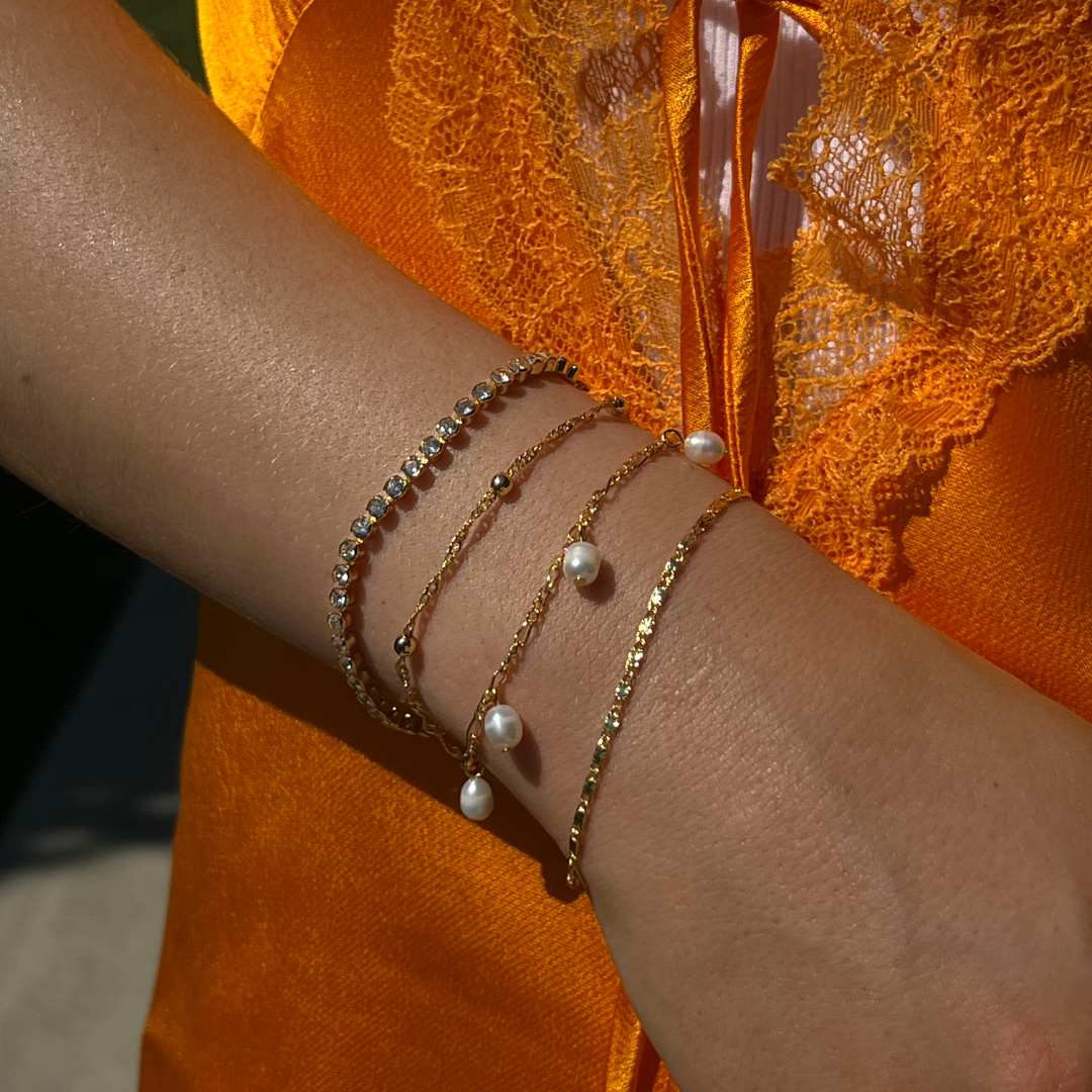 Pulsera de tenis de lujo para mujer adinerada