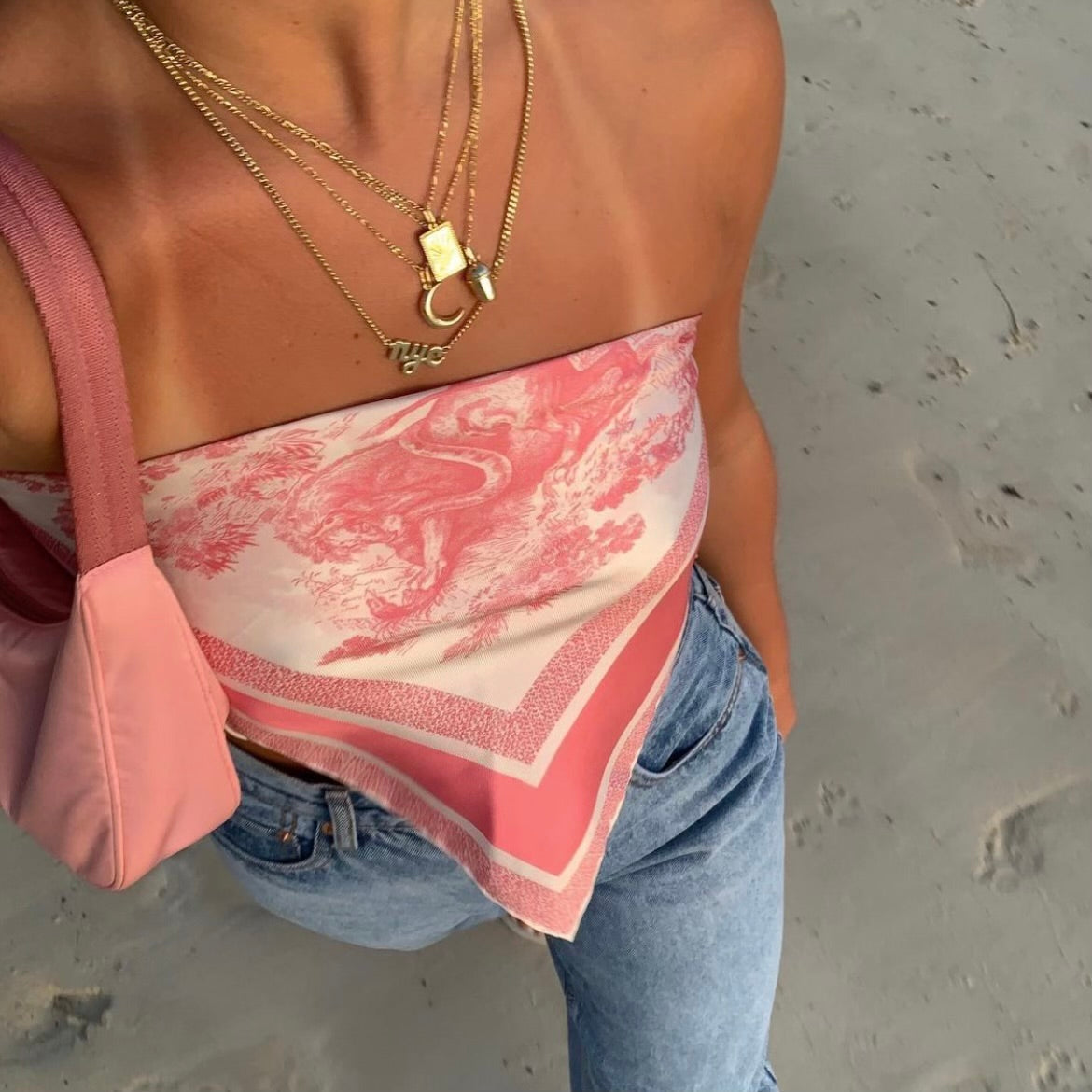 Collar radiante del sol
