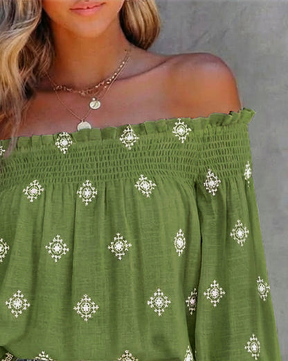 Blusa vintage con estampado tribal, fruncida, hombro descubierto, puños acampanados, casual bohemio con volantes
