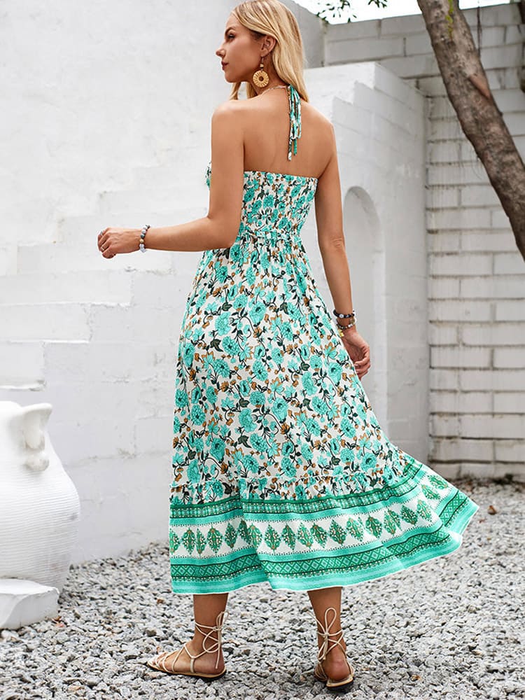 Vestido maxi de estampado floral con escote halter y corpiño fruncido