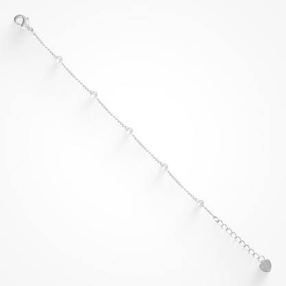 Pulsera con dijes de corazón para chica enamorada