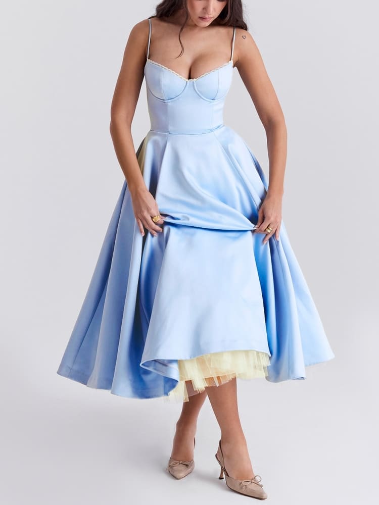 Vestido midi de tul azul Cenicienta - Silueta etérea y elegante