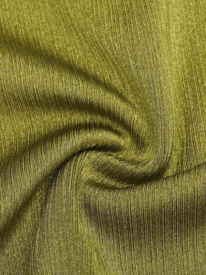 Vestido maxi moldeador de hombros descubiertos, brillante y con frunces