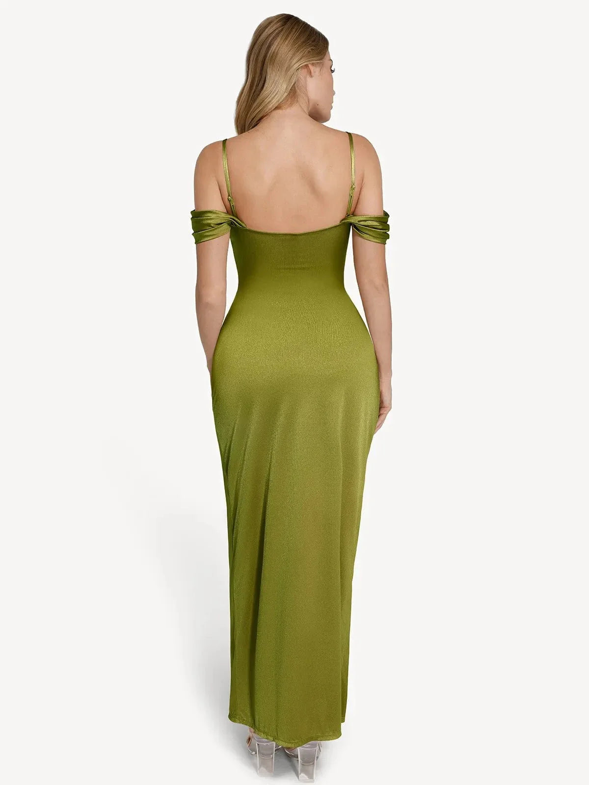 Vestido maxi moldeador de hombros descubiertos, brillante y con frunces