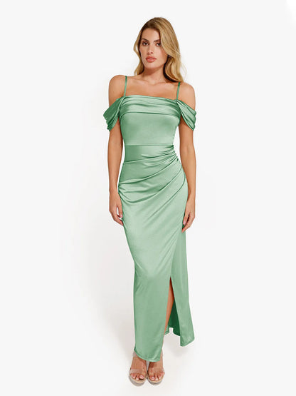 Vestido maxi moldeador de hombros descubiertos, brillante y con frunces