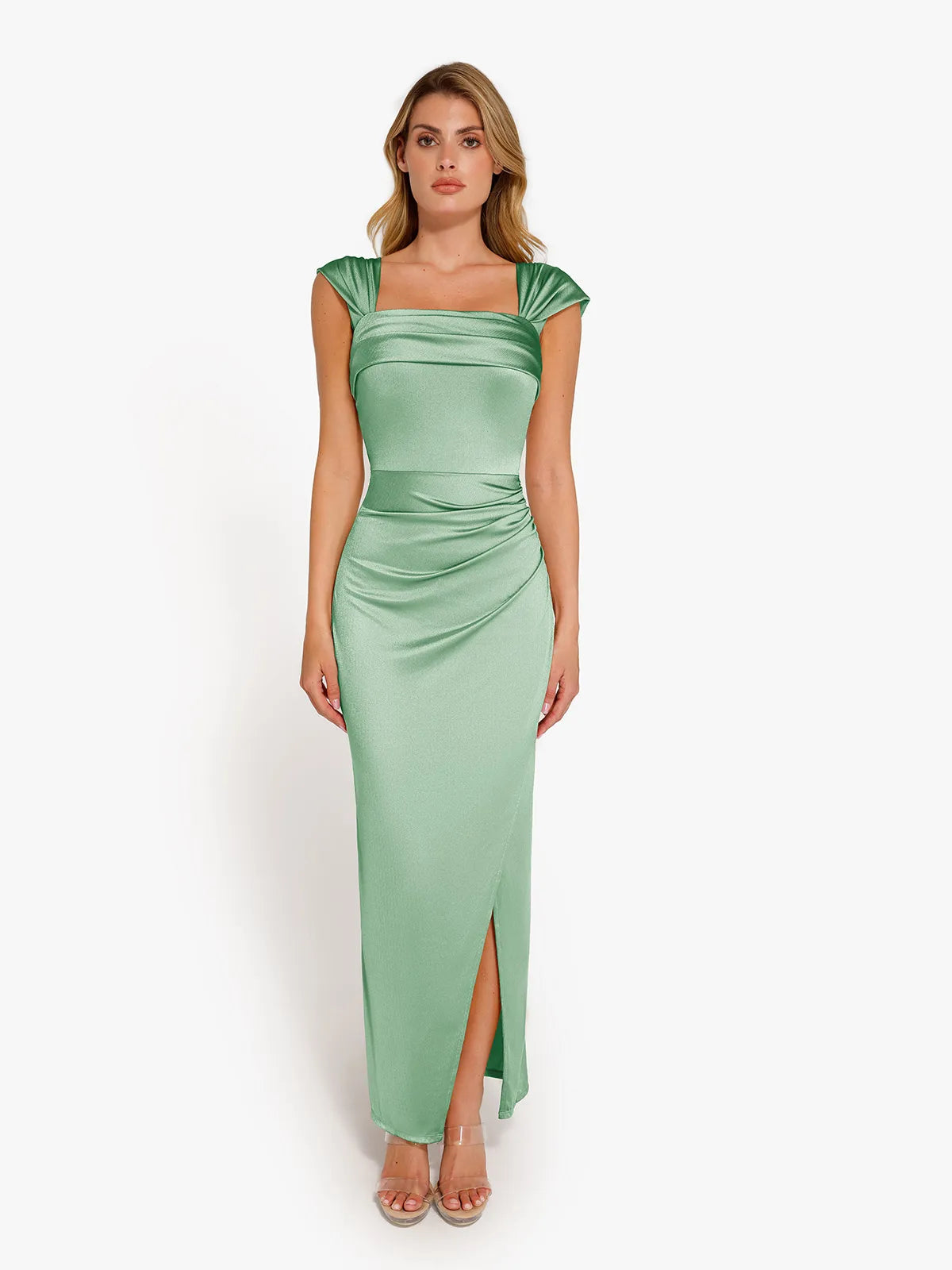 Vestido maxi moldeador de hombros descubiertos, brillante y con frunces