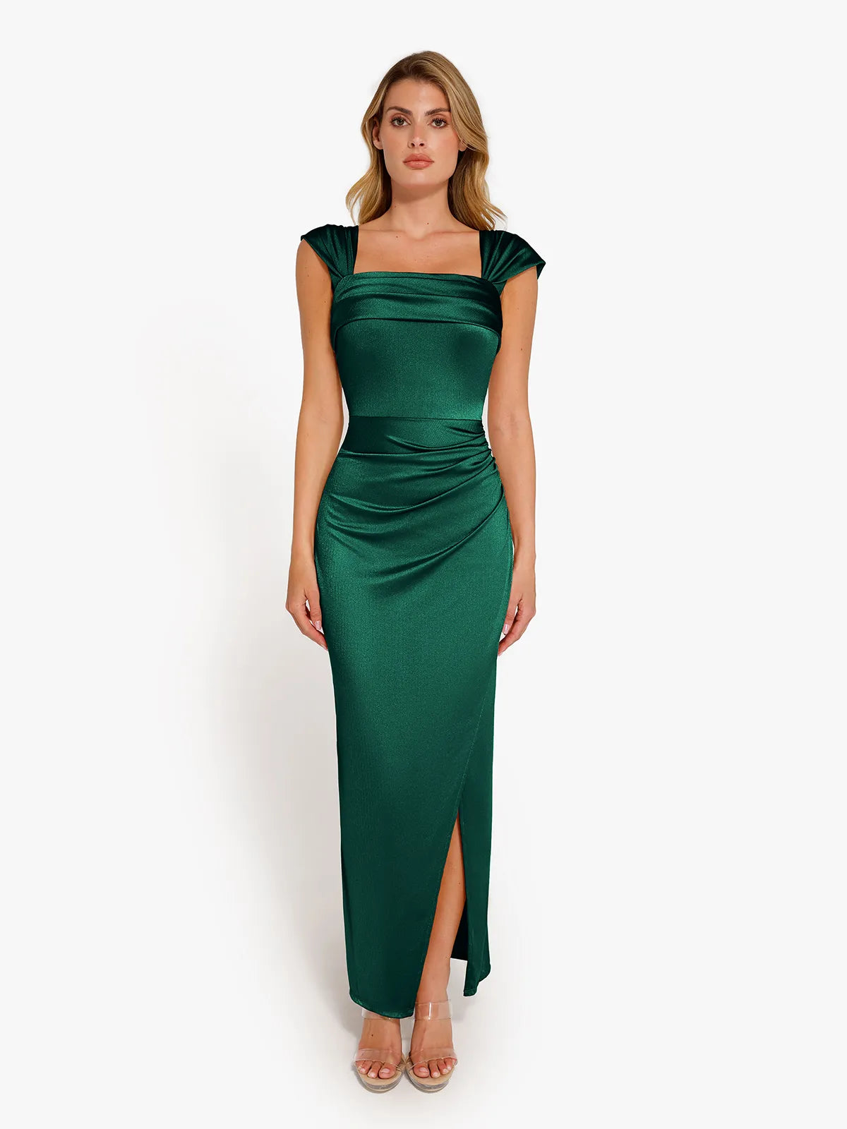 Vestido maxi moldeador de hombros descubiertos, brillante y con frunces