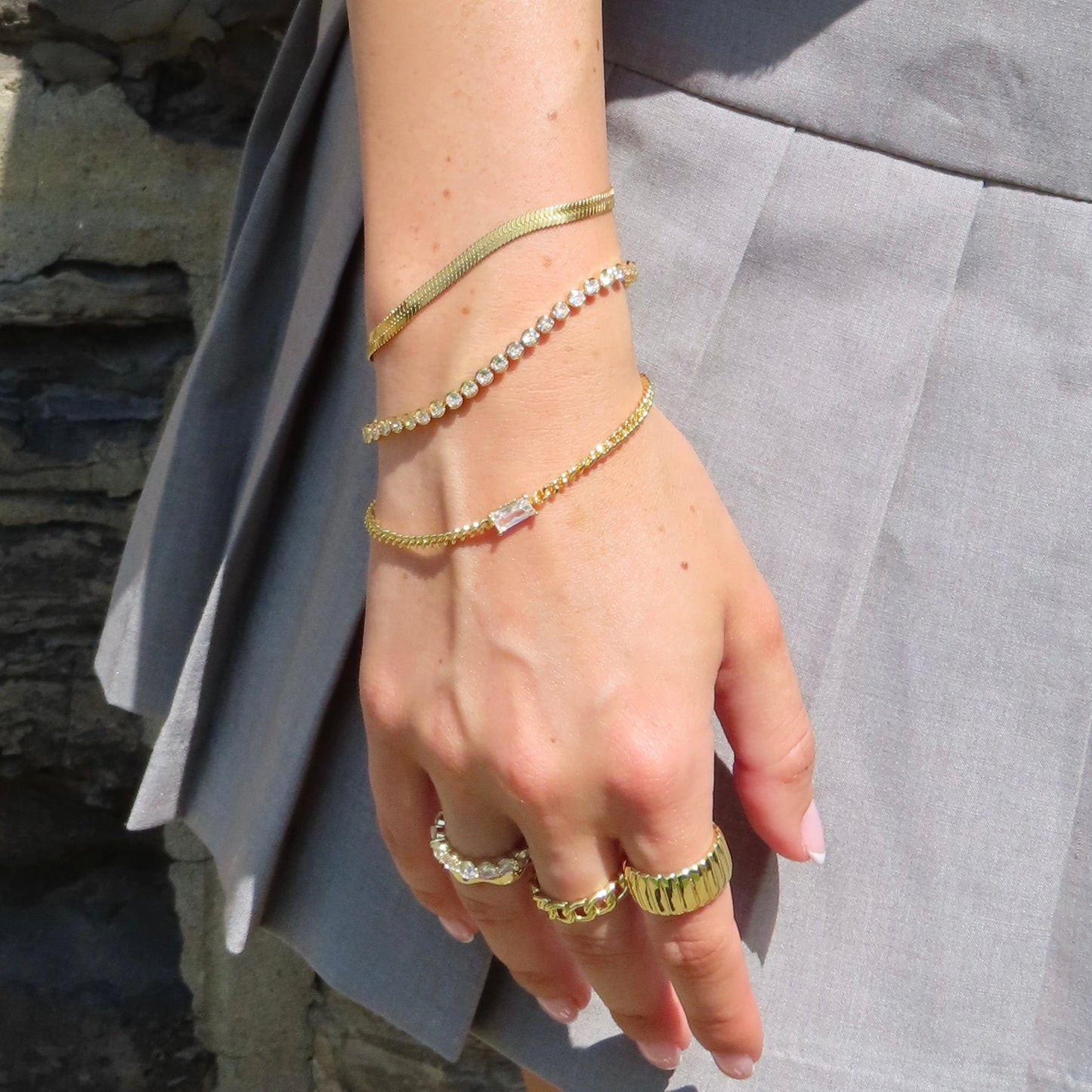 Pulsera de tenis de lujo para mujer adinerada