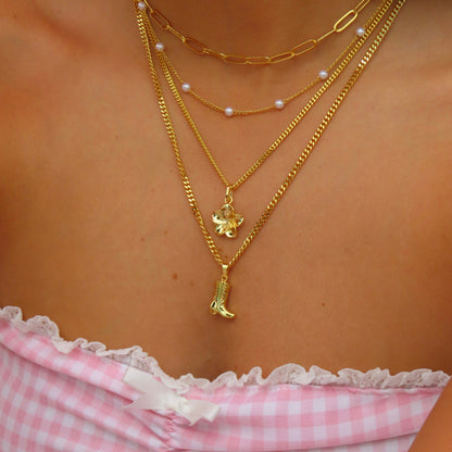 Collar llamativo de Western Wednesday